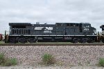 Wabtec#(GE) Interchange Track Ft. Worth Tx. - NS 4633 GE AC44C6M